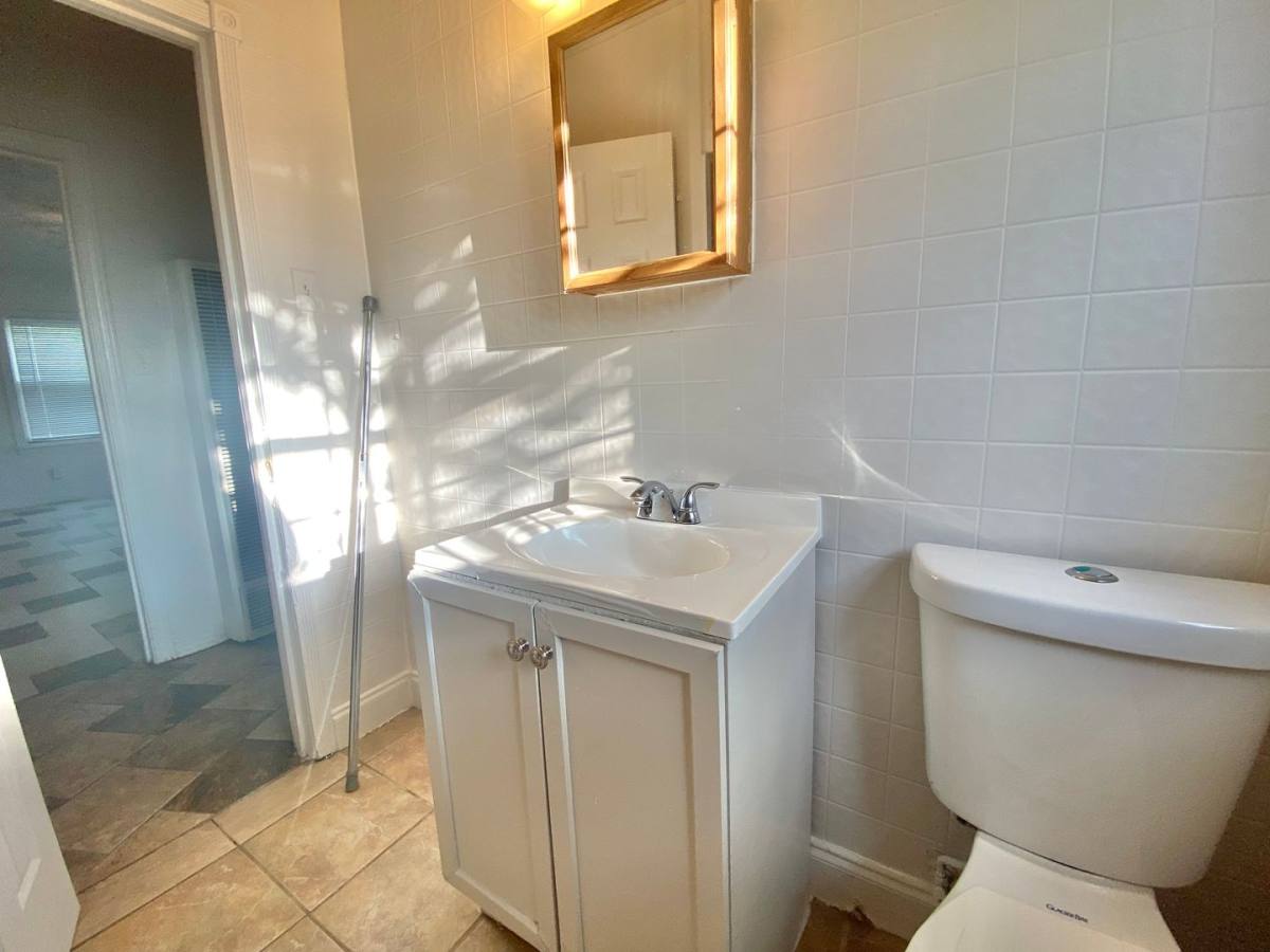 Apartment for rent at 1923 39th, Lubbock, TX 79412