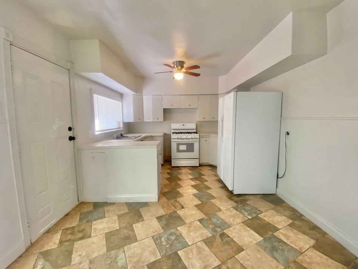 Apartment for rent at 1923 39th, Lubbock, TX 79412
