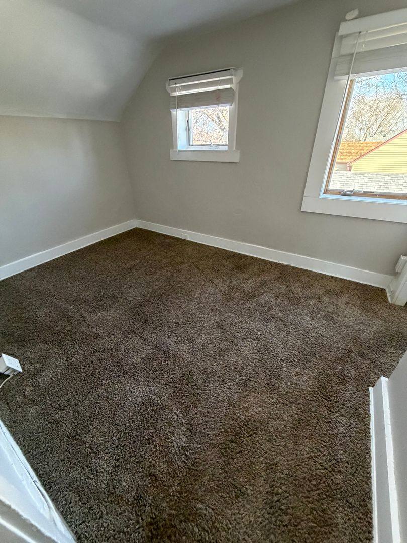 House for rent at 1006 3rd Ave SE, Rochester, MN 55904