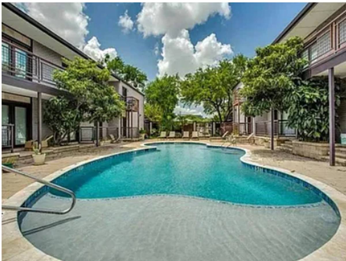 Apartment for rent at 2722 Knight St, Dallas, TX 75219