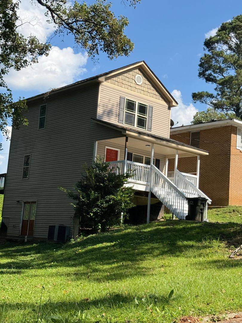 House for rent at 8189 Spillers Dr, Covington, GA 30014