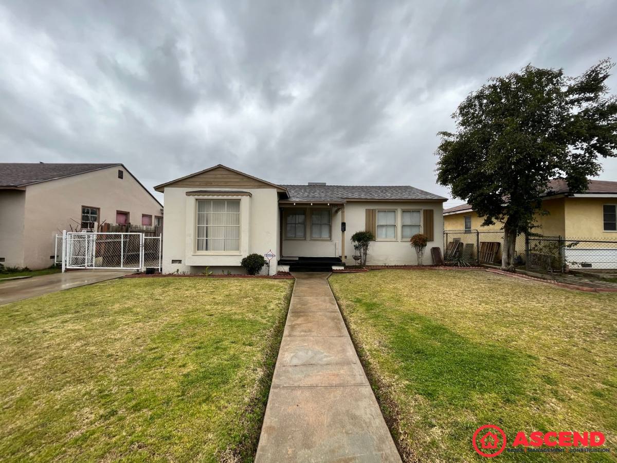 House for rent at 1305 S Chester Ave, Bakersfield, CA 93304