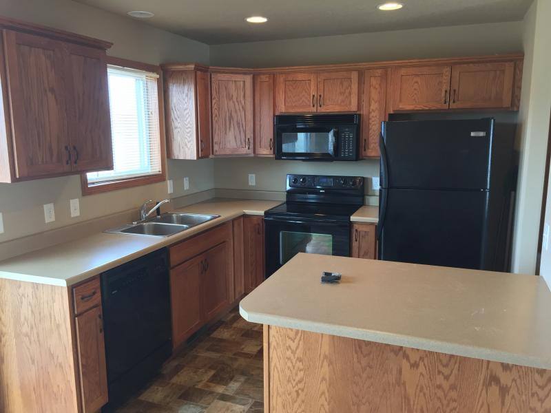 House for rent at 1723 Torrey Pines Dr, Brookings, SD 57006