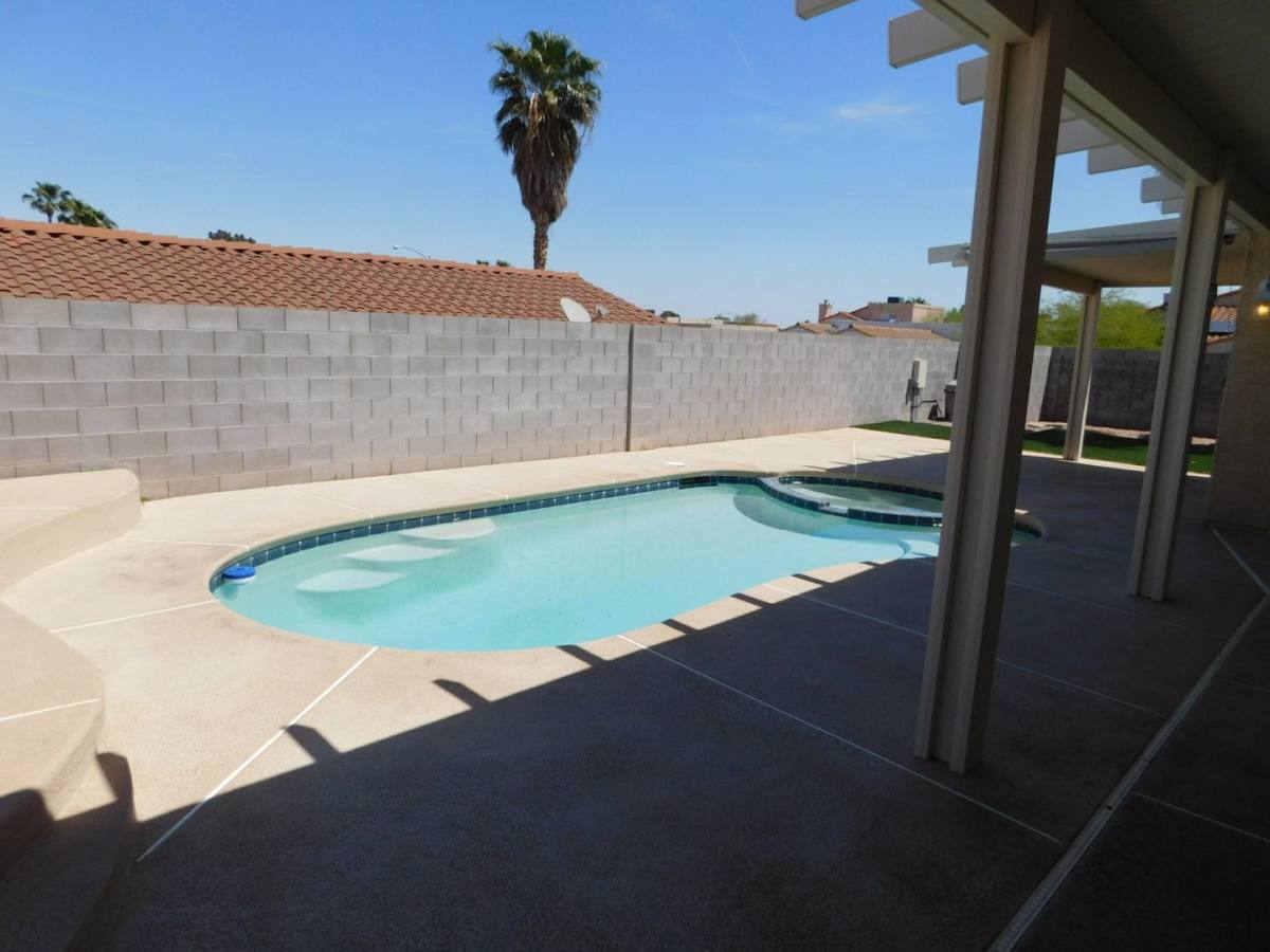 House for rent at 400 Opal Dr, Henderson, NV 89015