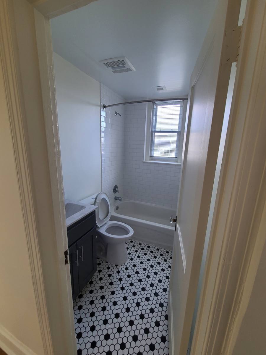 Apartment for rent at 5000 - 5040 New Hampshire Ave NW #201, Washington, DC 20011