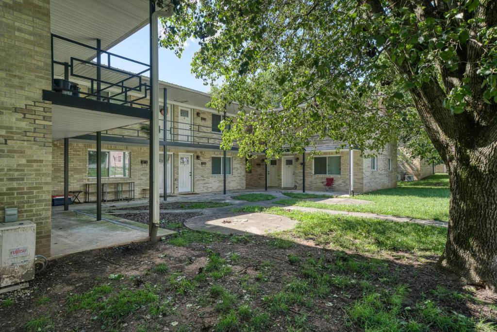 Apartment for rent at 335 Clover Ave #1, Cookeville, TN 38501
