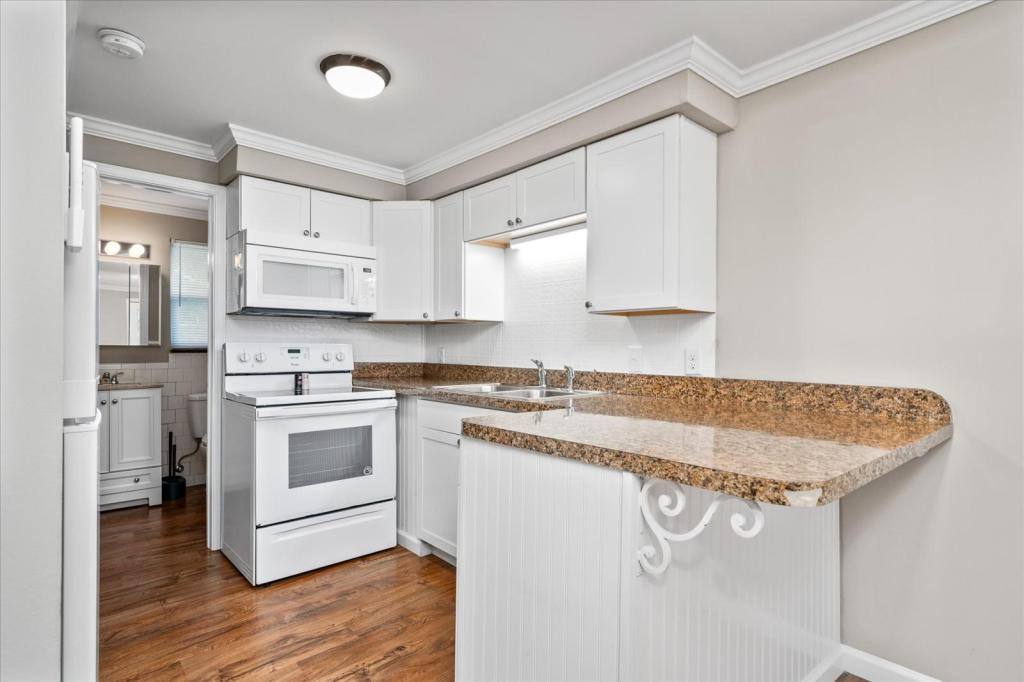 Apartment for rent at 335 Clover Ave #1, Cookeville, TN 38501