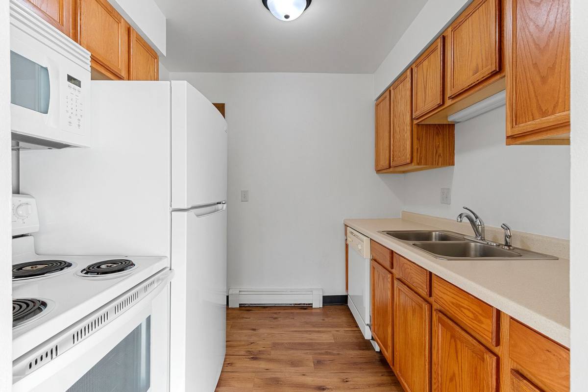 Apartment for rent at 909 Joyce St, Kaukauna, WI 54130