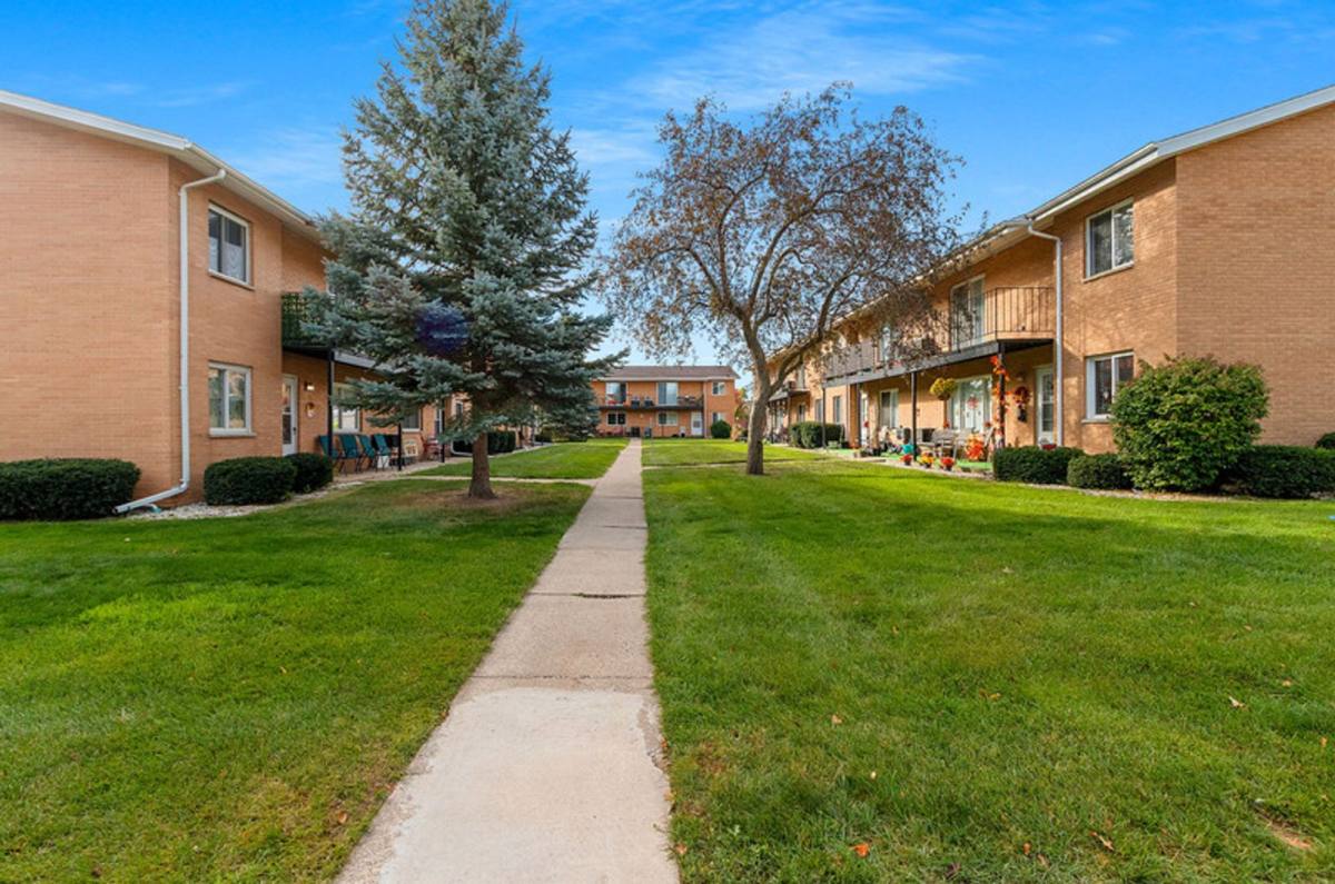 Apartment for rent at 909 Joyce St, Kaukauna, WI 54130