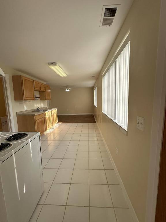 Apartment for rent at 420 N St, Yale, MI 48097