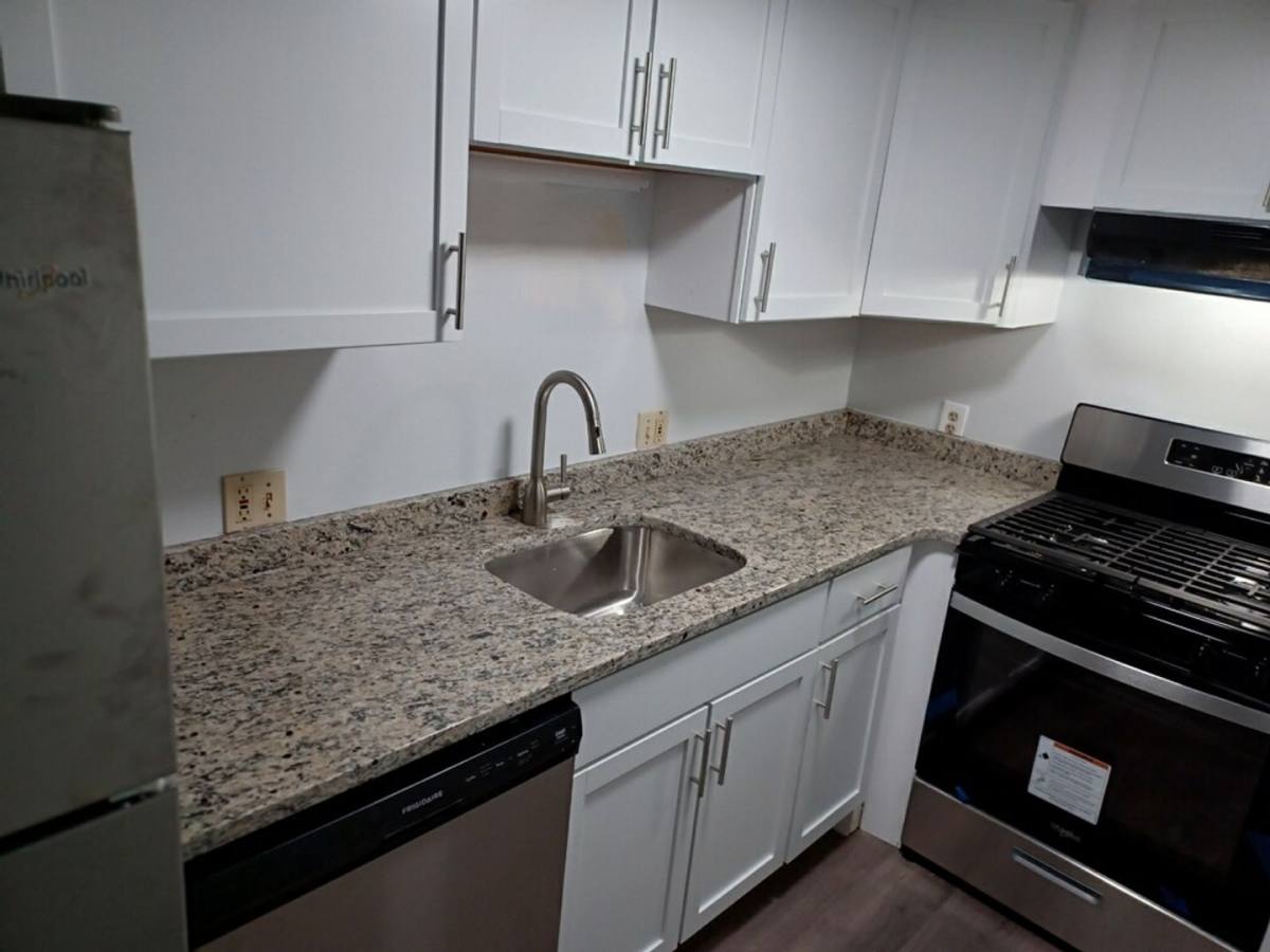 Apartment for rent at 476 Riverside Dr, Lawrence, MA 01841