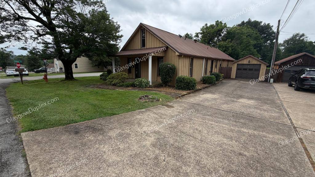 House for rent at 107 Floral Dr, Glasgow, KY 42141