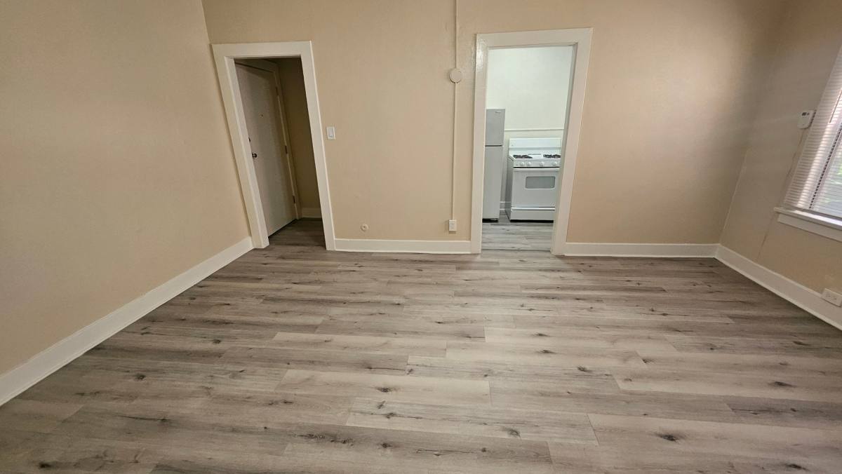 Apartment for rent at 815 S Lake St #205, Los Angeles, CA 90057