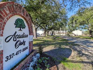 Apartment for rent at 710 W McNeese St #13, Lake Charles, LA 70605