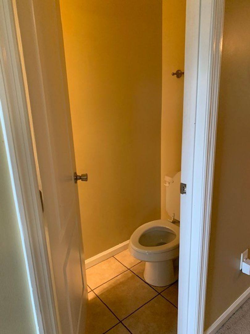 Townhouse for rent at 2705 Pineview Dr, Valdosta, GA 31602