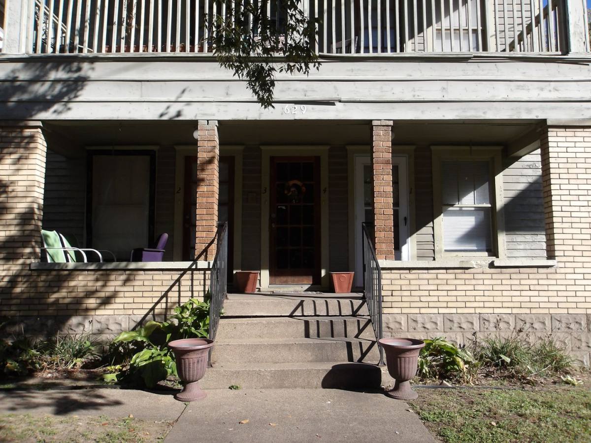 Apartment for rent at 629 W Ormsby, Louisville, KY 40203