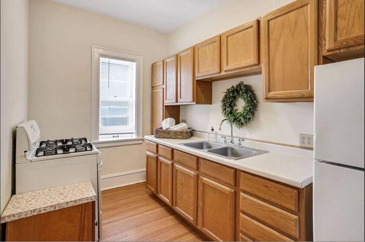 Apartment for rent at 1619 Lagoon Ave, Minneapolis, MN 55408
