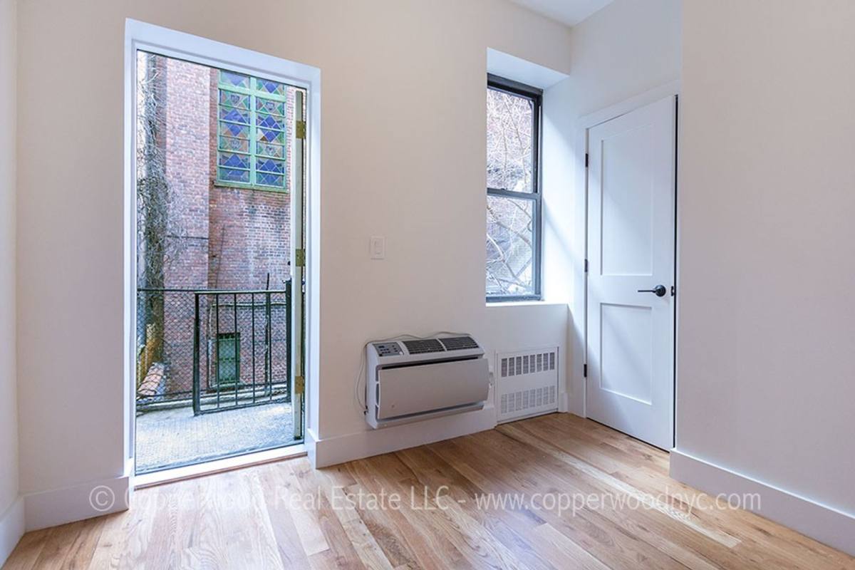 Apartment for rent at 234 E 83rd St, New York, NY 10028