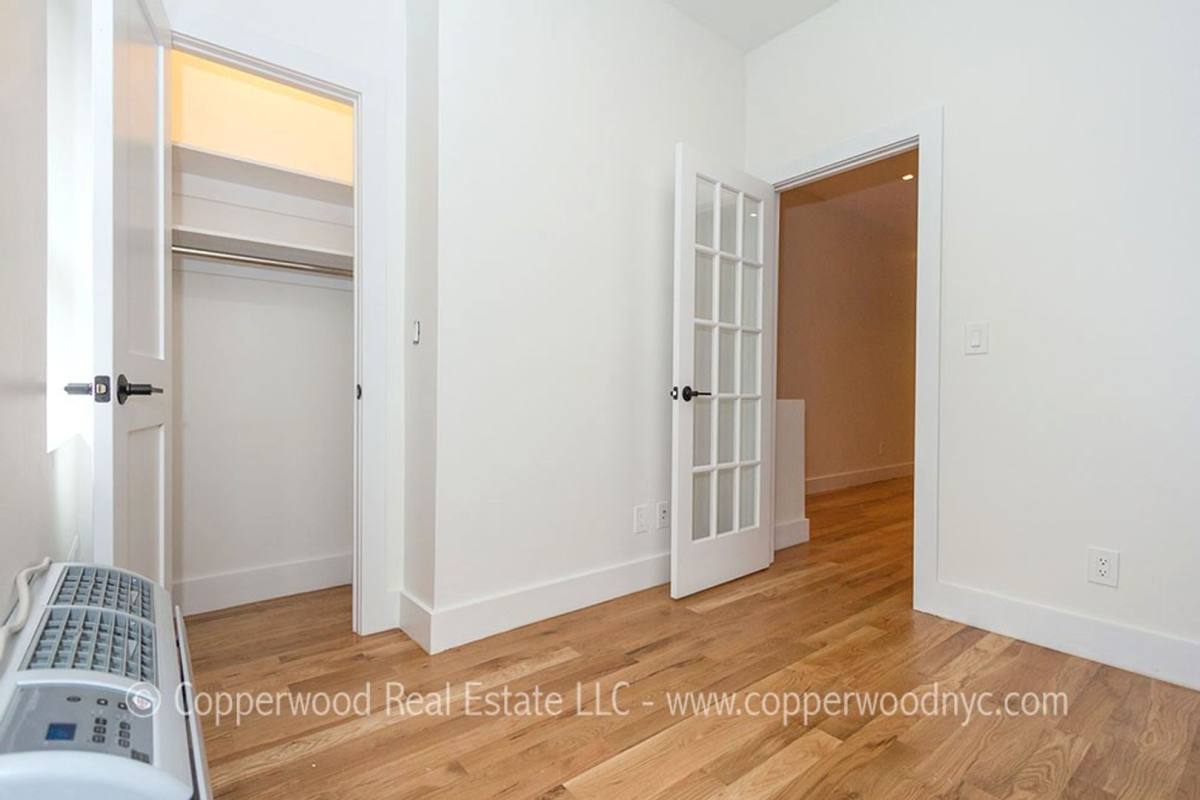 Apartment for rent at 234 E 83rd St, New York, NY 10028