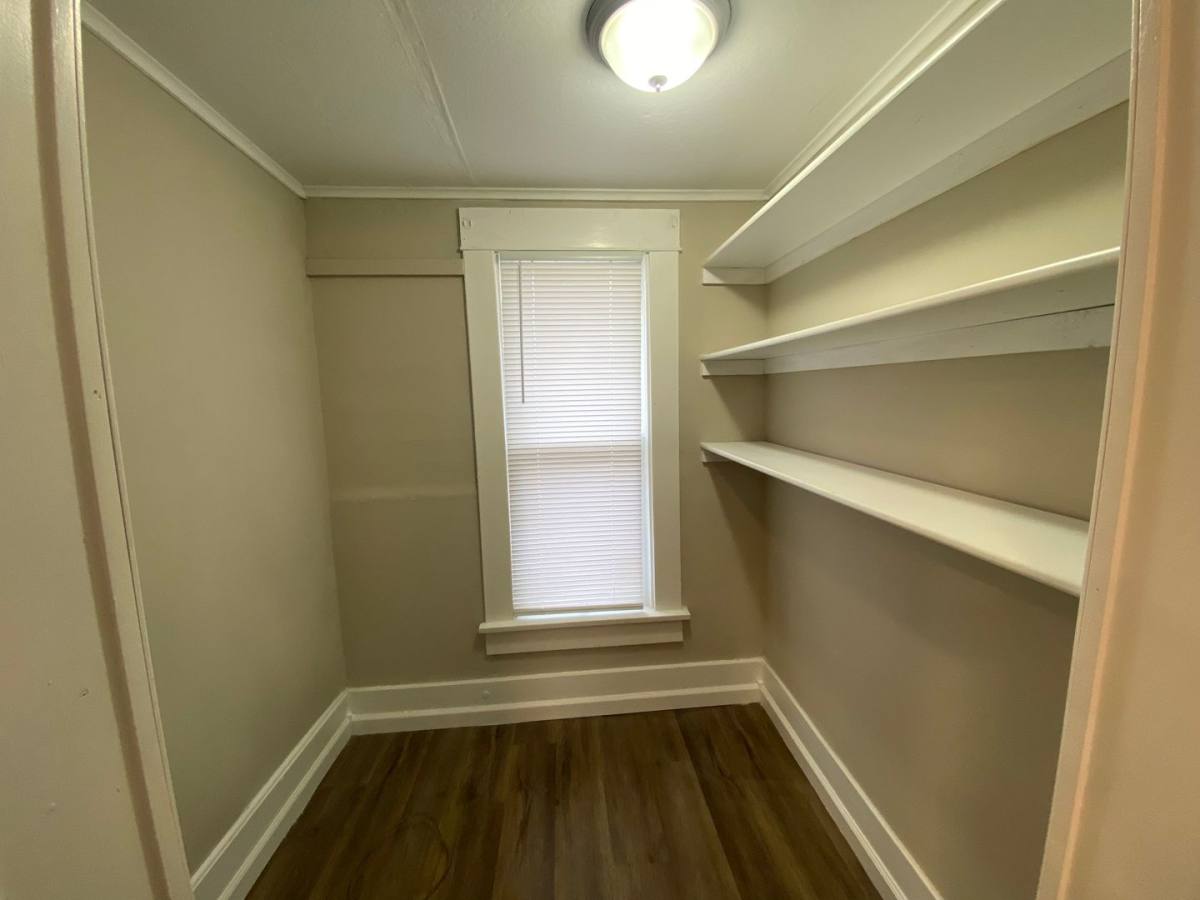 House for rent at 717 E 12th Ave, Winfield, KS 67156