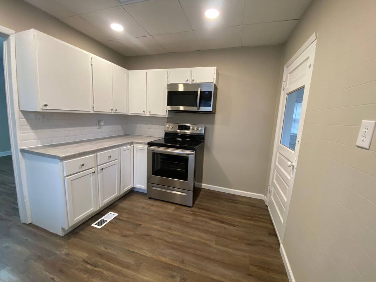 House for rent at 717 E 12th Ave, Winfield, KS 67156