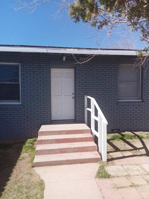 Apartment for rent at 15593 L St, Mojave, CA 93501