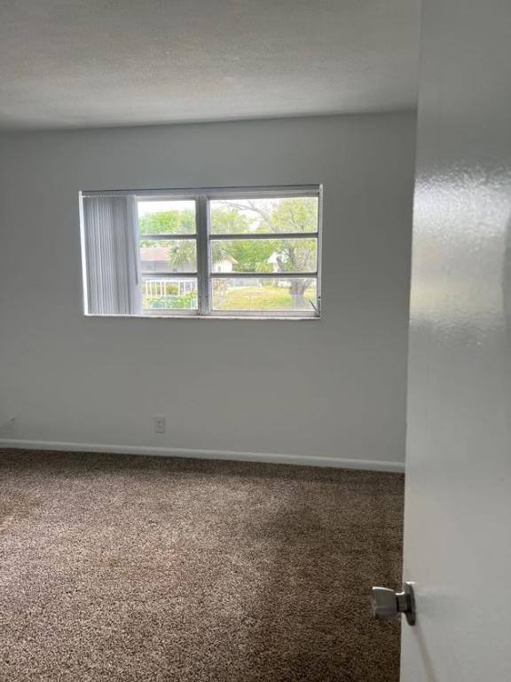 Apartment for rent at 371 Sunshine Dr #H2, Pompano Beach, FL 33066