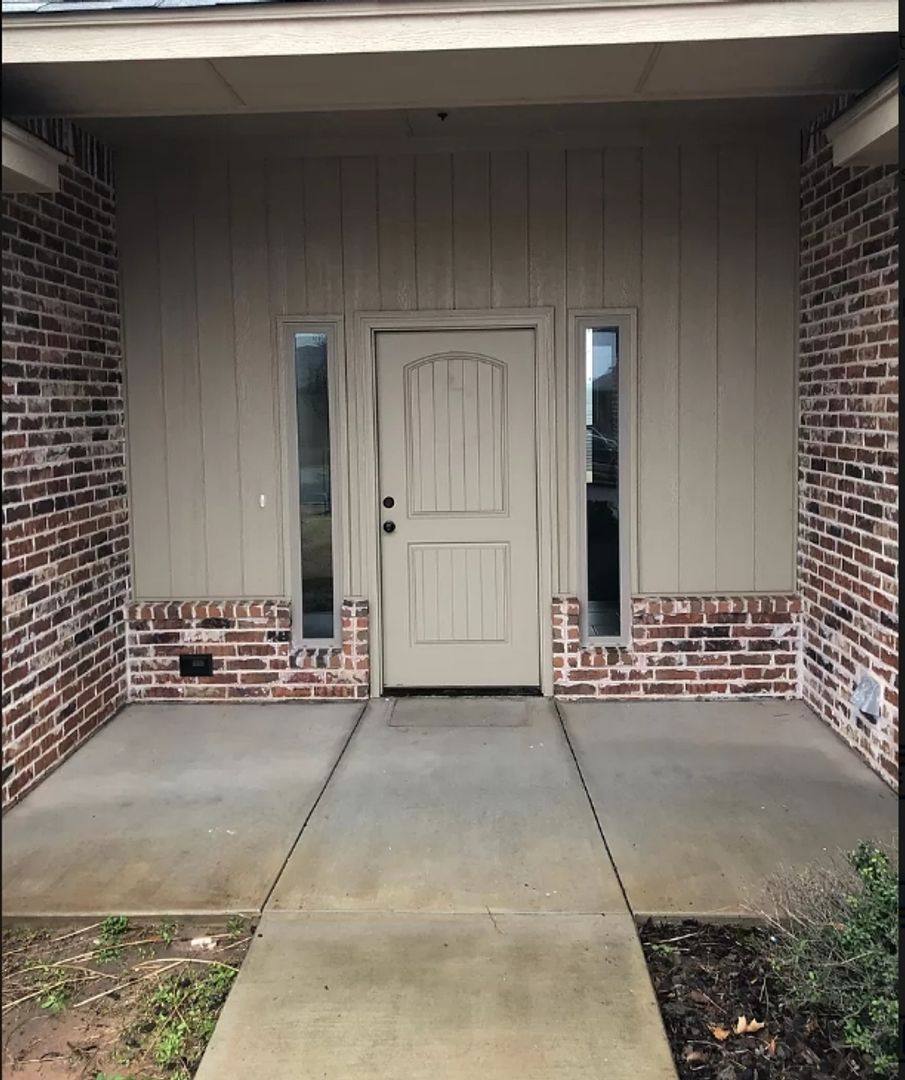 House for rent at 720 SW 149th Place, Oklahoma City, OK 73170