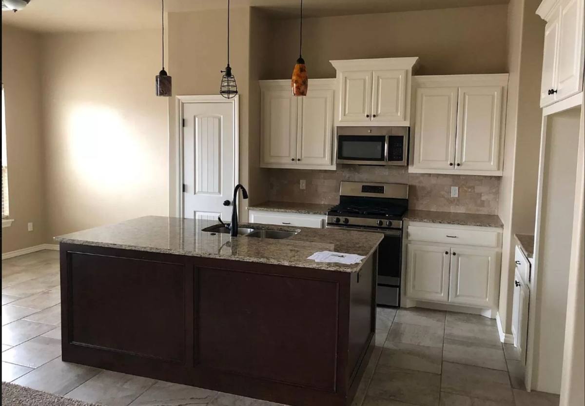 House for rent at 720 SW 149th Place, Oklahoma City, OK 73170