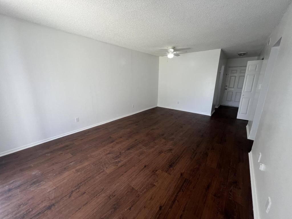 Apartment for rent at 500 N McDonald Ave, Douglas, GA 31533