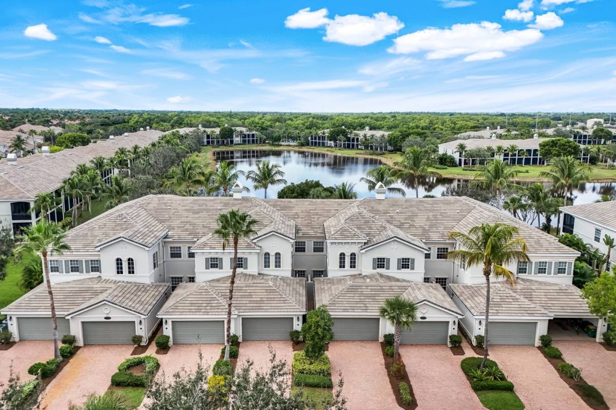 House for rent at 9255 Museo Circle, Naples, FL 34114