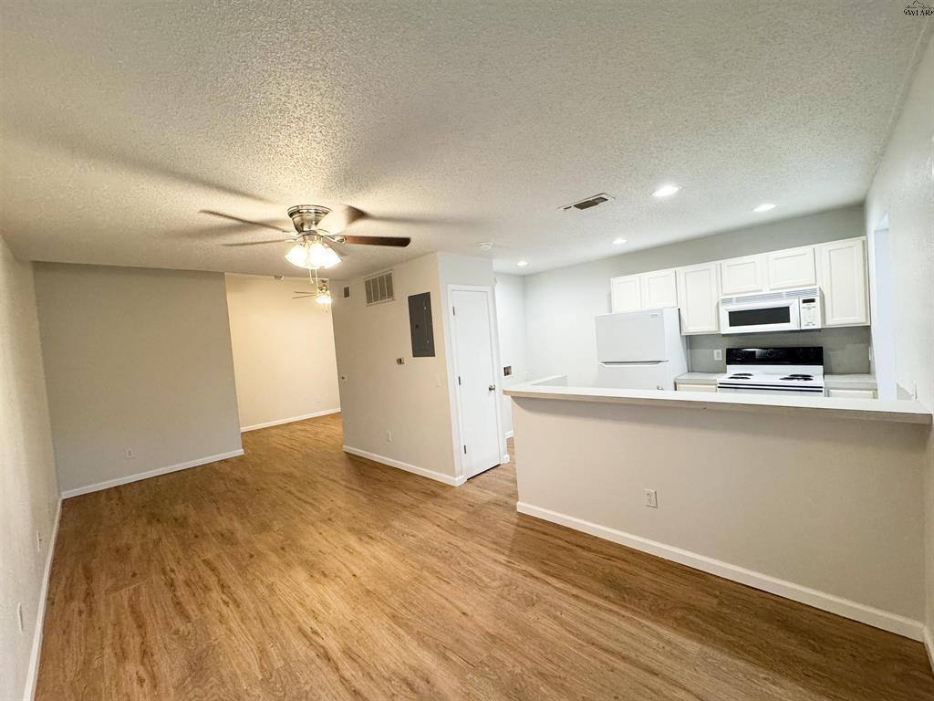 Apartment for rent at 4621 Johnson Rd, Wichita Falls, TX 76310