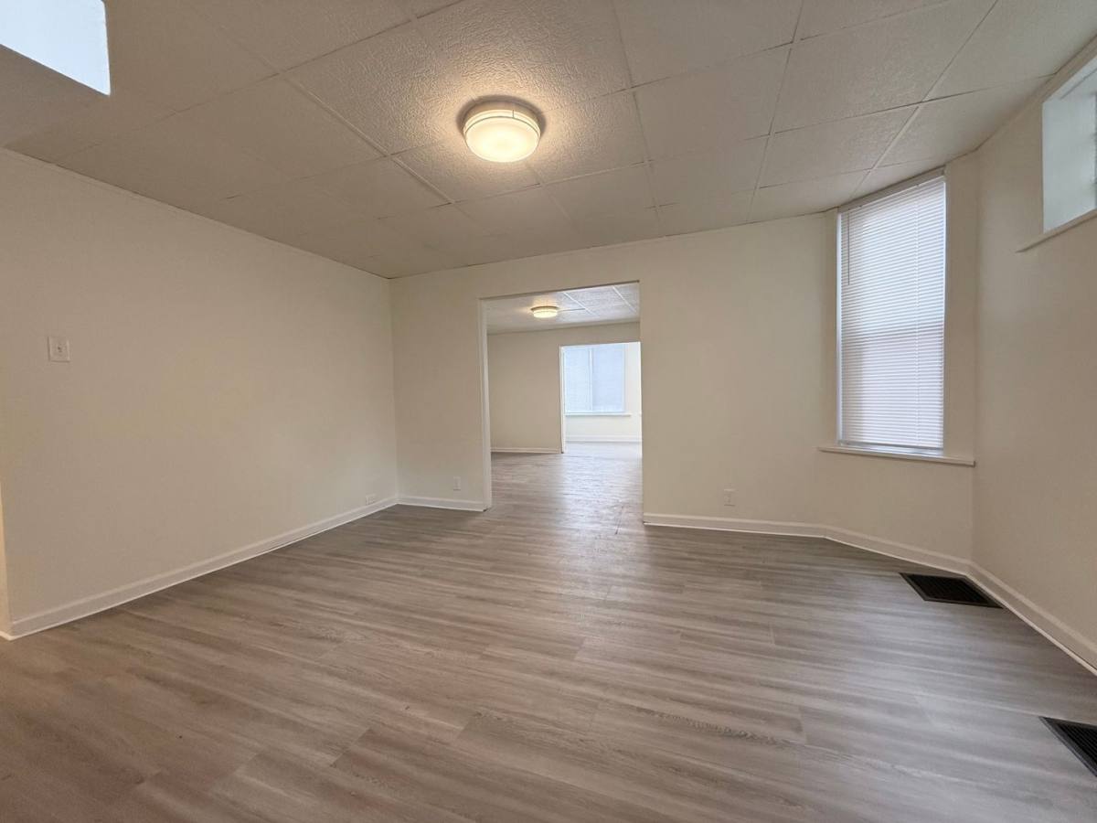 Apartment for rent at 323 McKinley, Pittsburgh, PA 15210