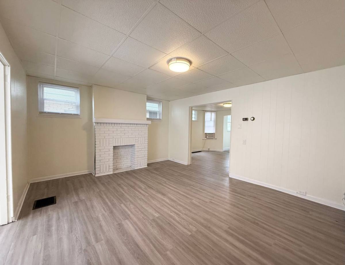 Apartment for rent at 323 McKinley, Pittsburgh, PA 15210
