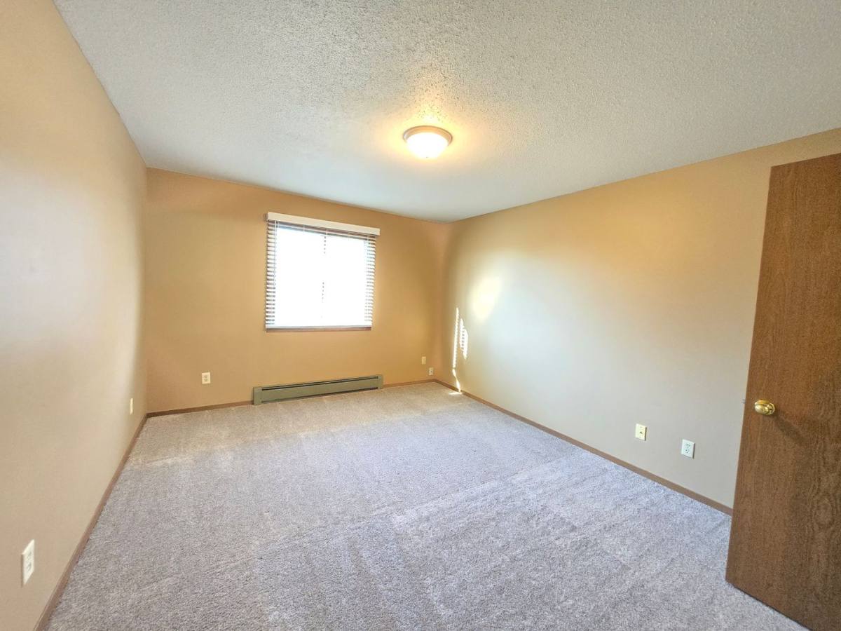 Apartment for rent at 2300 S Sycamore, Sioux Falls, SD 57110