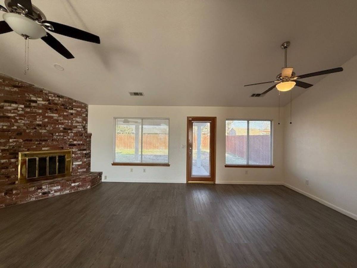 House for rent at 4440 W Orchard Ave, Visalia, CA 93277