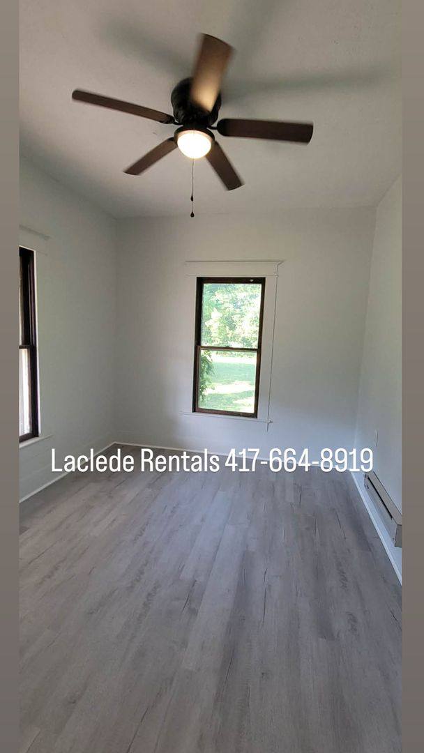 House for rent at 325 W 2nd St, Lebanon, MO 65536