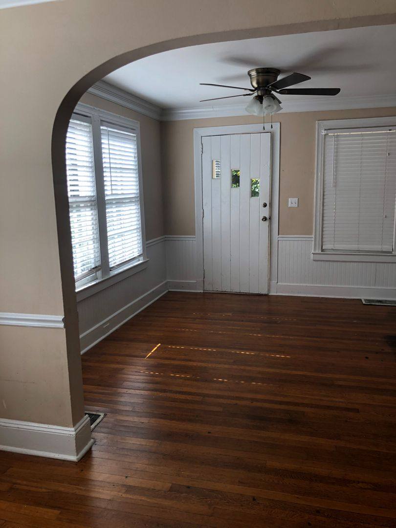 House for rent at 719 Grandin Rd, Charlotte, NC 28208