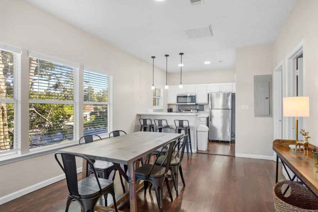 House for rent at 1504 S Adams St #1, Tallahassee, FL 32301