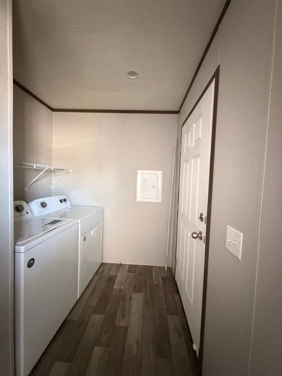 House for rent at 296 Hunters Rill #296, Oxford, MI 48371