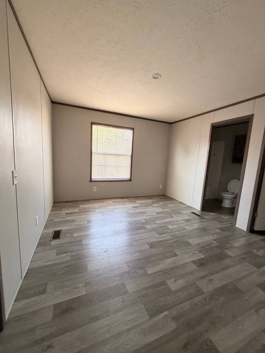 House for rent at 296 Hunters Rill #296, Oxford, MI 48371
