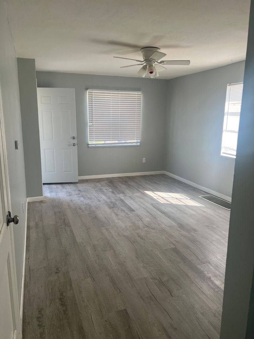 Apartment for rent at 1155 Linda Vista Ave, Dayton, OH 45405