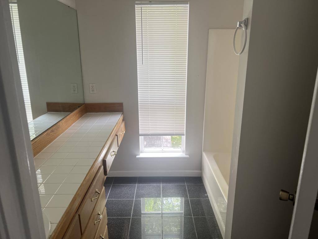 Apartment for rent at 320 W 7th St #B, Cookeville, TN 38501