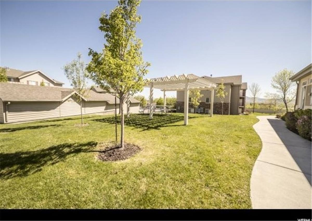 Condo for rent at 1598 W Westbury Way, Lehi, UT 84043