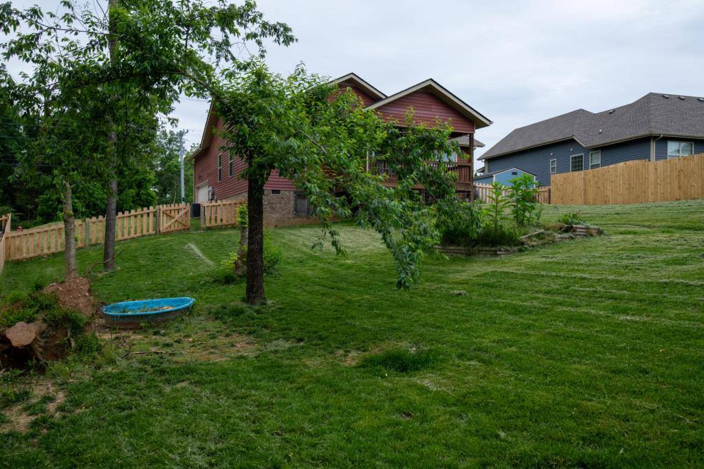 House for rent at 1126 Garrettsburg Rd, Clarksville, TN 37042
