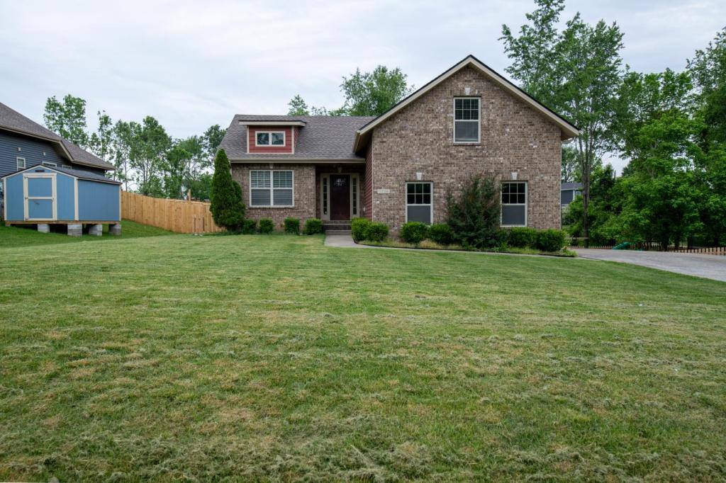 House for rent at 1126 Garrettsburg Rd, Clarksville, TN 37042