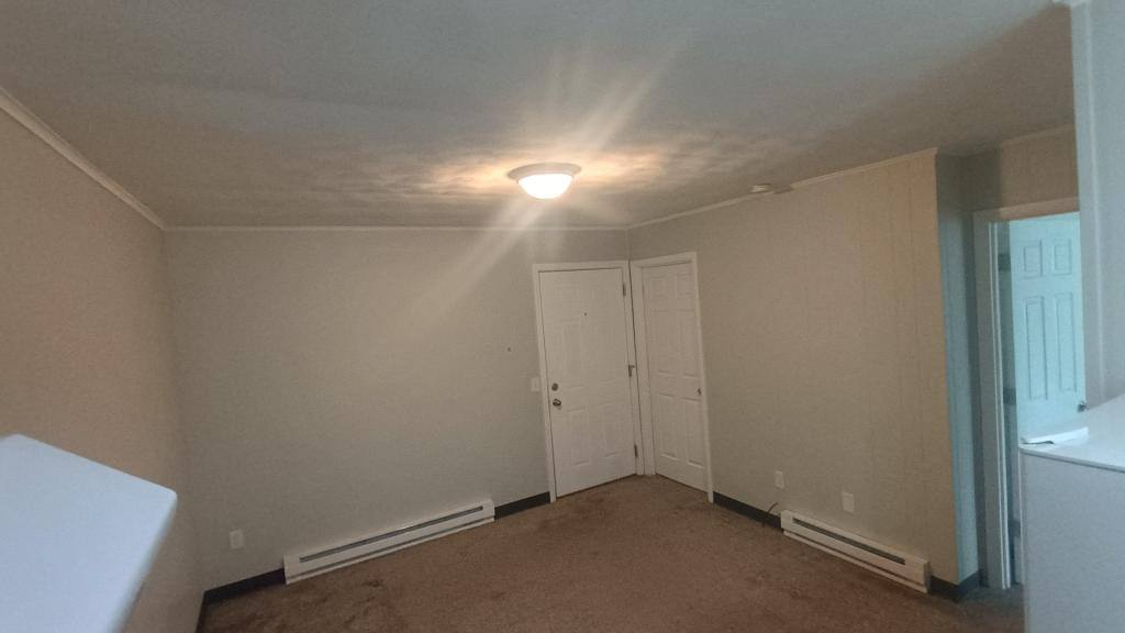 Apartment for rent at 418 W Webster St #14, Benton, IL 62812