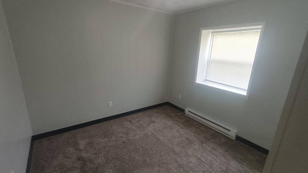 Apartment for rent at 418 W Webster St #14, Benton, IL 62812