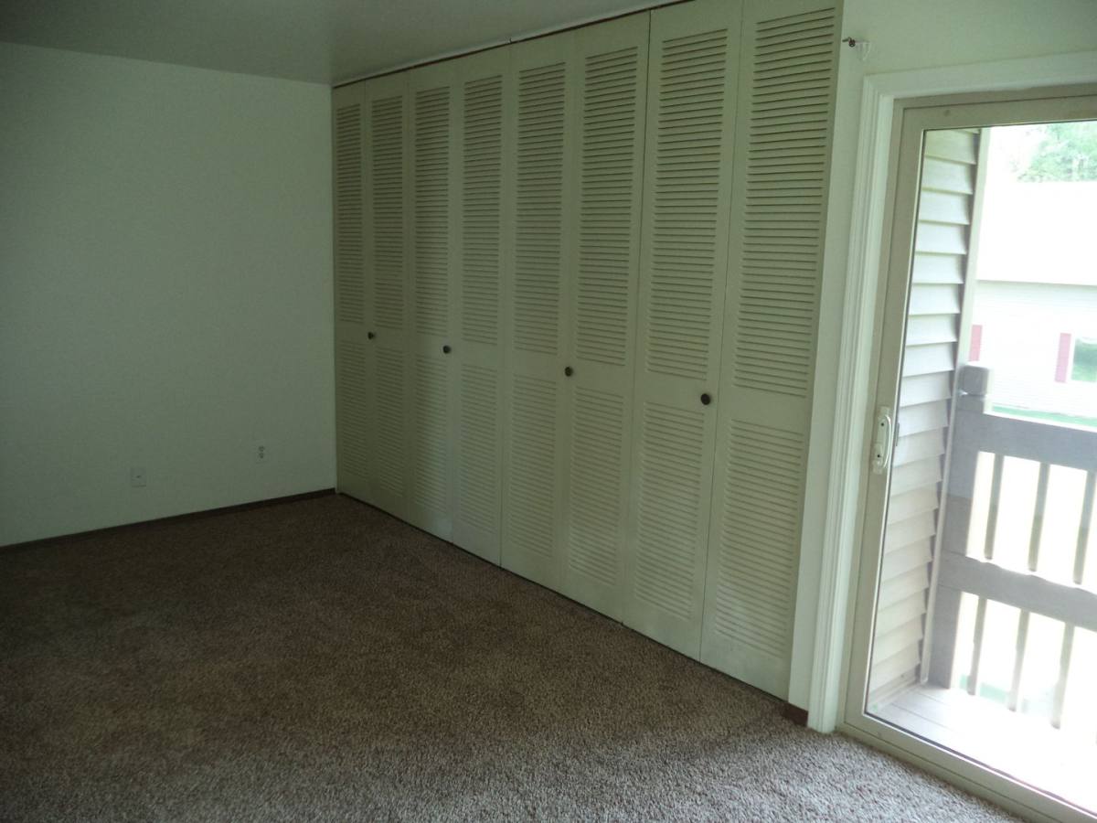 Townhouse for rent at 1912 E Calumet St, Appleton, WI 54915