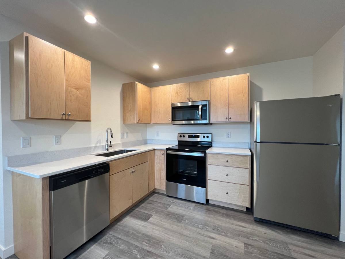 Apartment for rent at 534 Putnam Ave, Medford, OR 97501